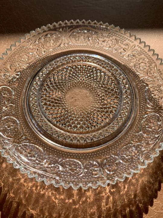 ヴィンテージ　ガラス製カップとお皿のセット