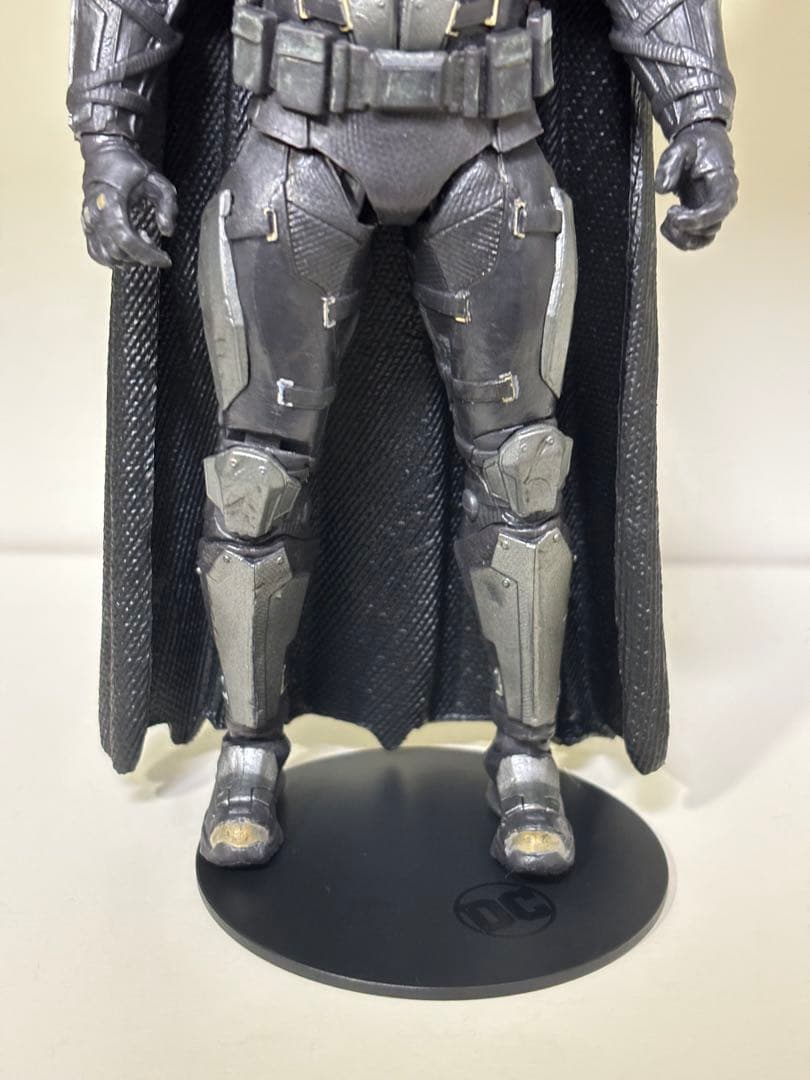 カスタム塗装品 マルチバース タクティカルバットマン フィギュア figure