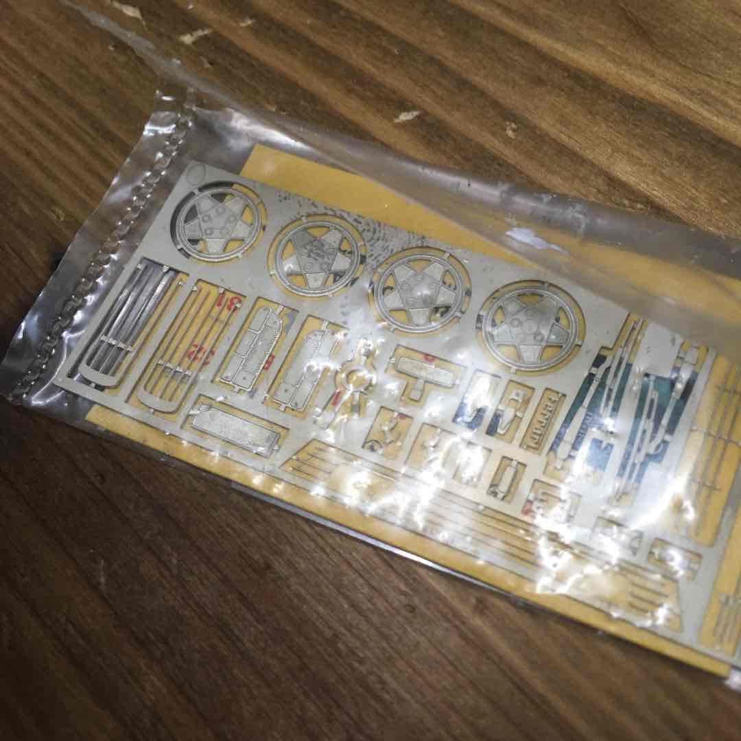 ミニカー Ferrari MONDIAL T  D.A.M models