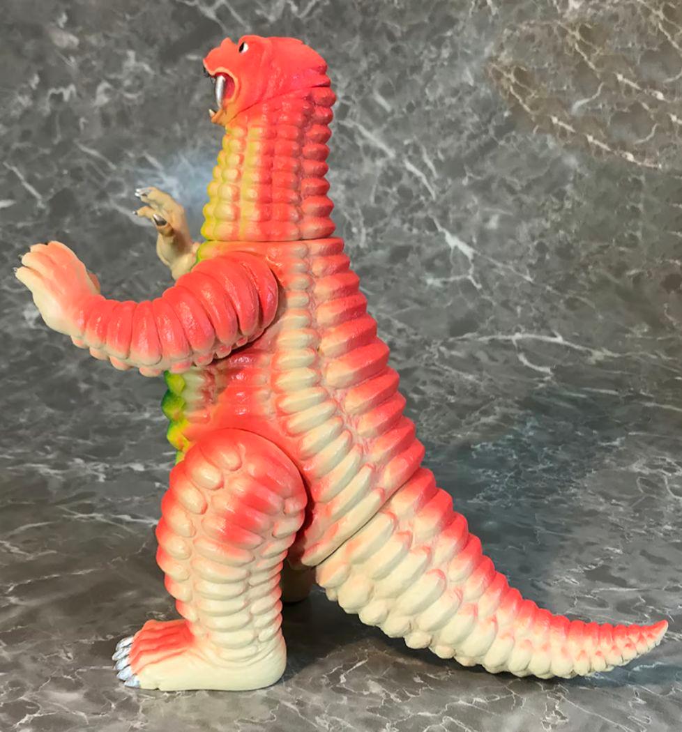 アートストーム　フューチャーモデルズ　楳図かずお　レッドキング　ハワイカラー