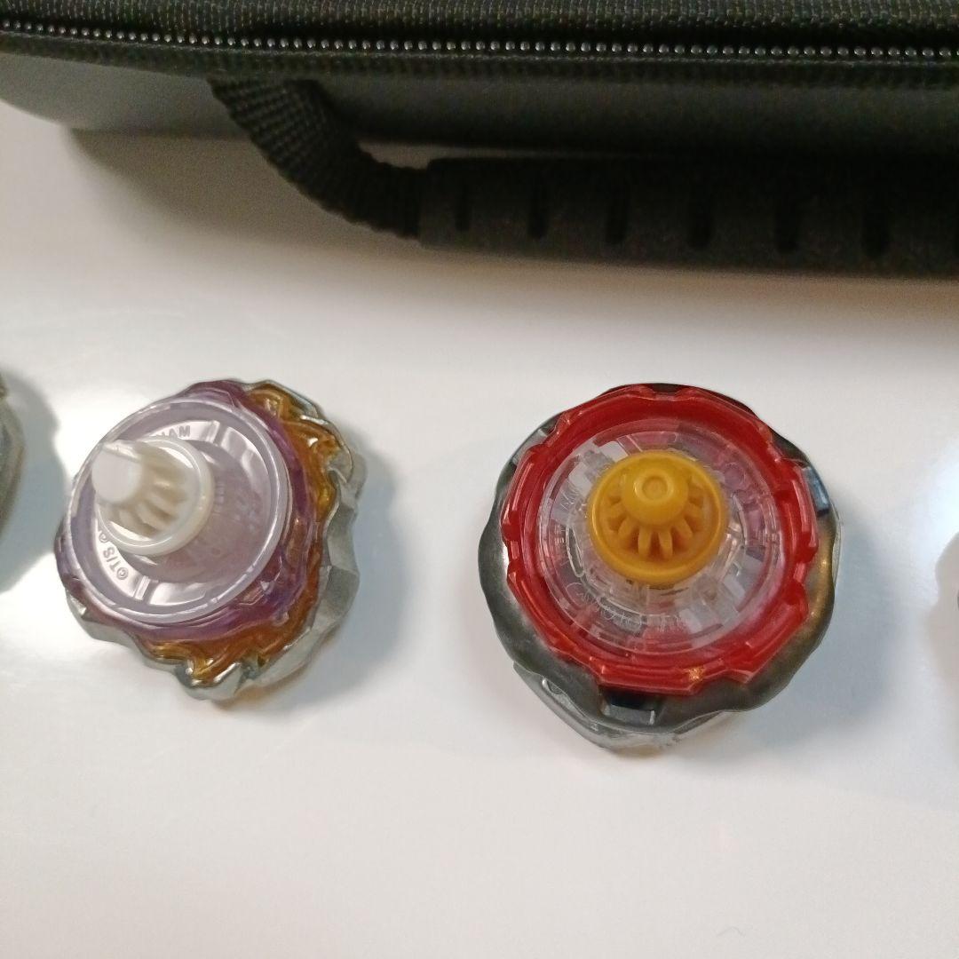 ベイブレードセット 13個★ランチャー、ブレード、ラチェット、ビット　まとめ売り