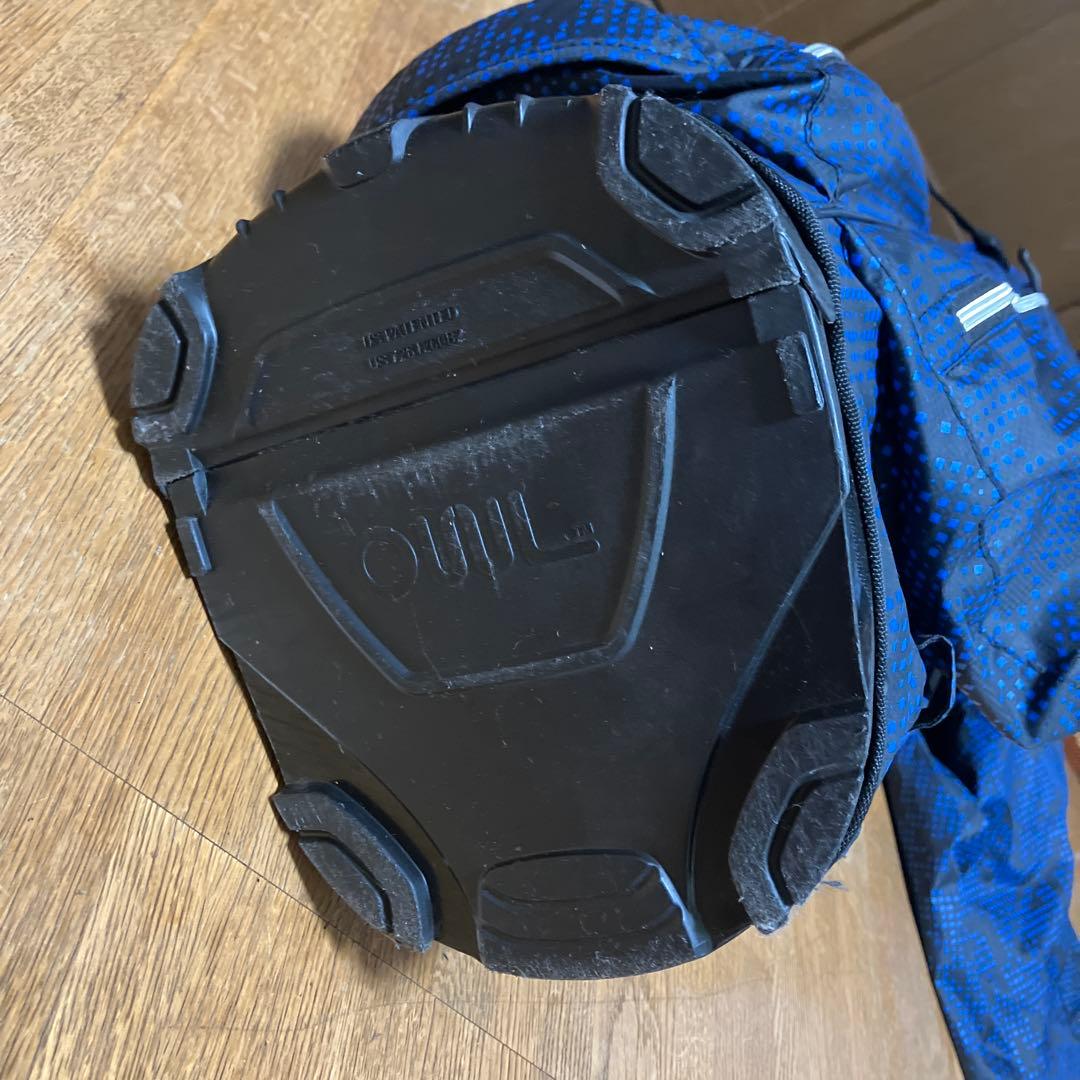 OUUL （オウル）軽量キャディバッグ　ゴルフバック　スタンド　ナップザック付き