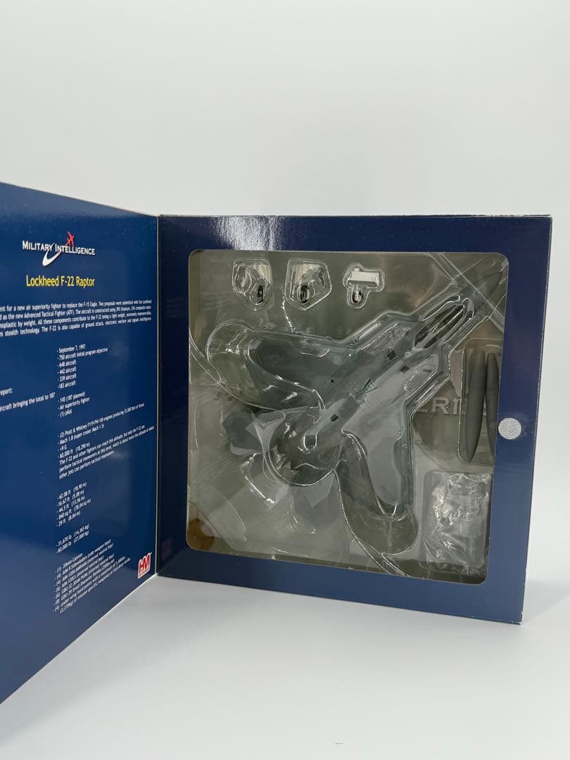 美品　HOBBY MASTER 1/72 F-22 ラプター HA2808