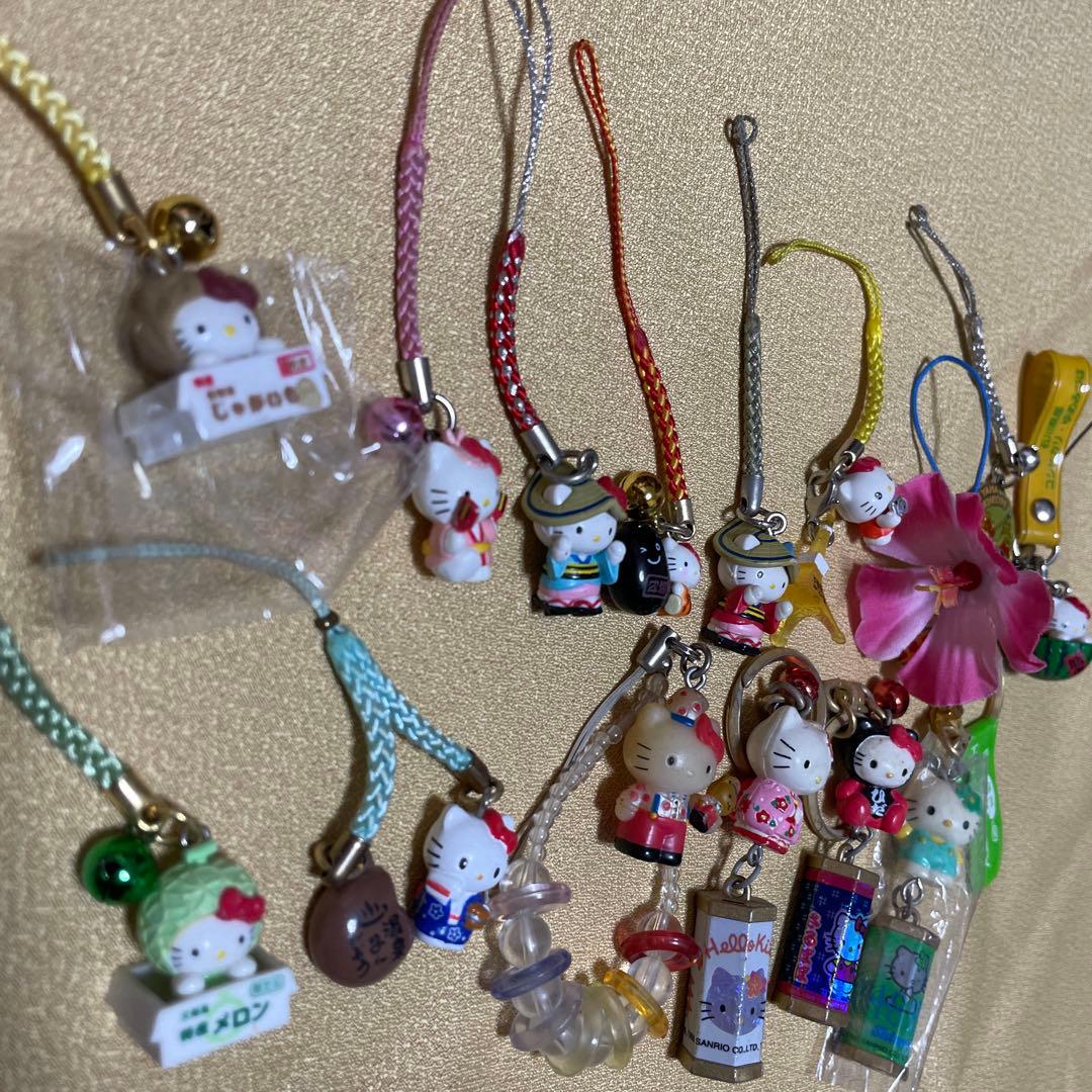 ハローキティ　ストラップ15個セット　根付　ご当地