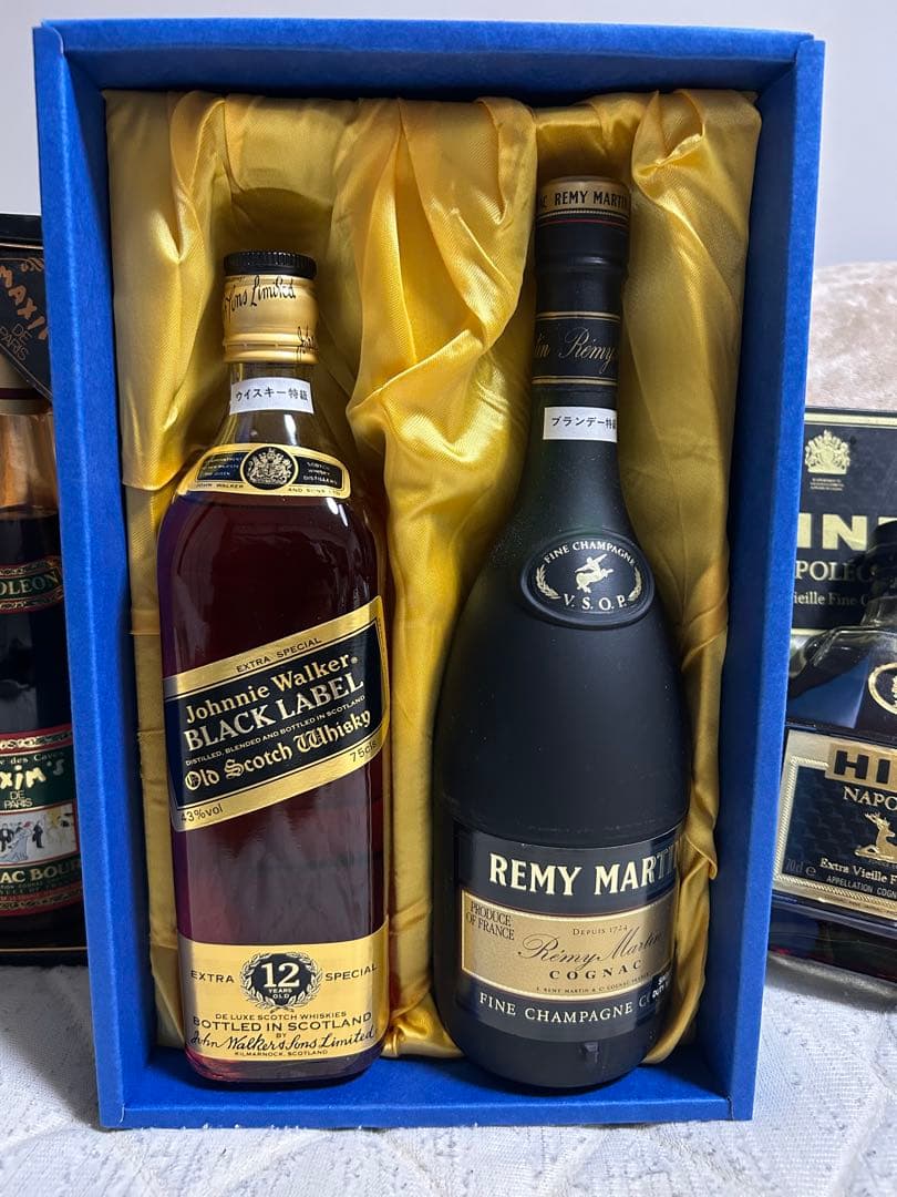 t*5様 ￼古酒★豪華★ ジョニーウォーカー黒ラベル、レミーマルタン Hine等