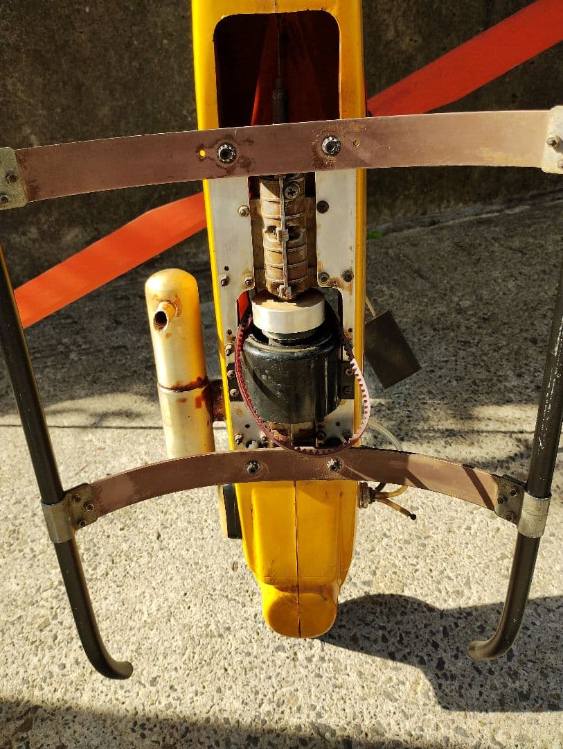 ラジコンヘリコプター　カルト45ヒュイコブラ