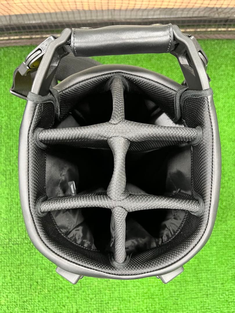 新品 ベゼル プレイヤー4.0 スタンドキャディバッグ