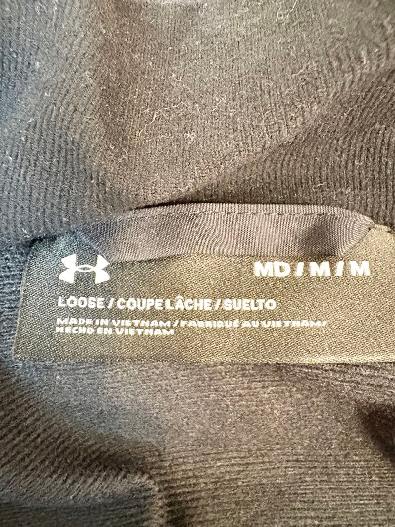 【美品】アンダーアーマー トレーニング アウター UA ロングコート ワードロゴ