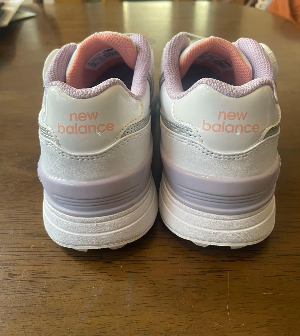 未使用　ニューバランス　レディースゴルフシューズ