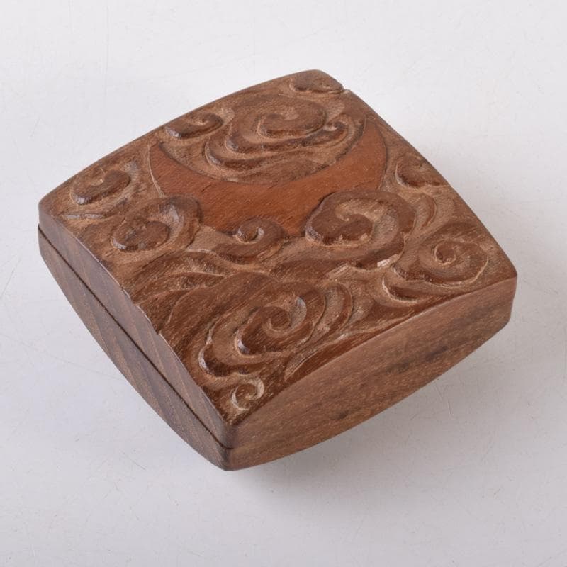 くりのぼう　川本光春作　雲月彫　内金溜香合　建仁寺竹田益州書付　V7217