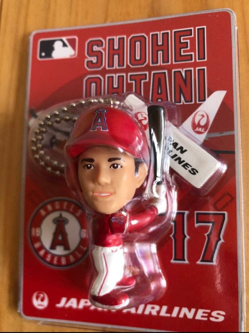 【限定非売品】達成大谷翔平JALフィギュアキーホルダー 赤