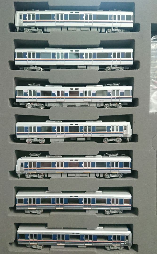 Nゲージ TOMIX 207系 更新前 + リニューアル仕様 混合編成