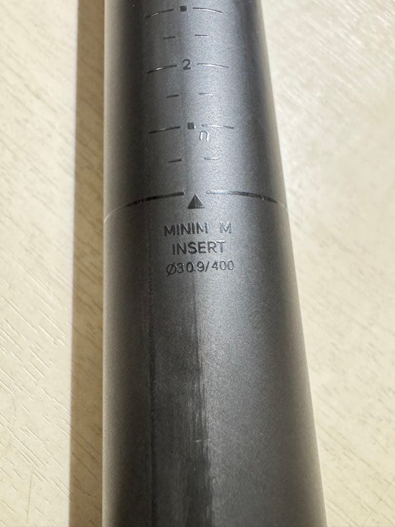 メリダ　カーボンシートポスト