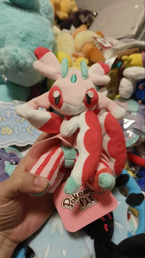 ラランテス　ポケモン　ぬいぐるみ　ポケモンfit