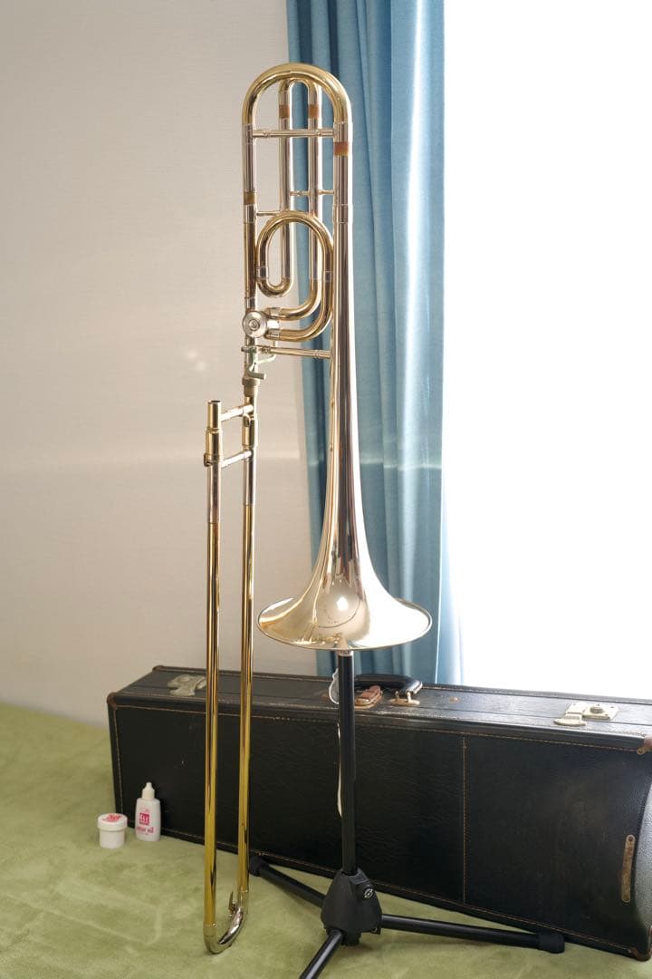 C.G. CONN 88HN 8-3/4”太管テナーバストロンボーン