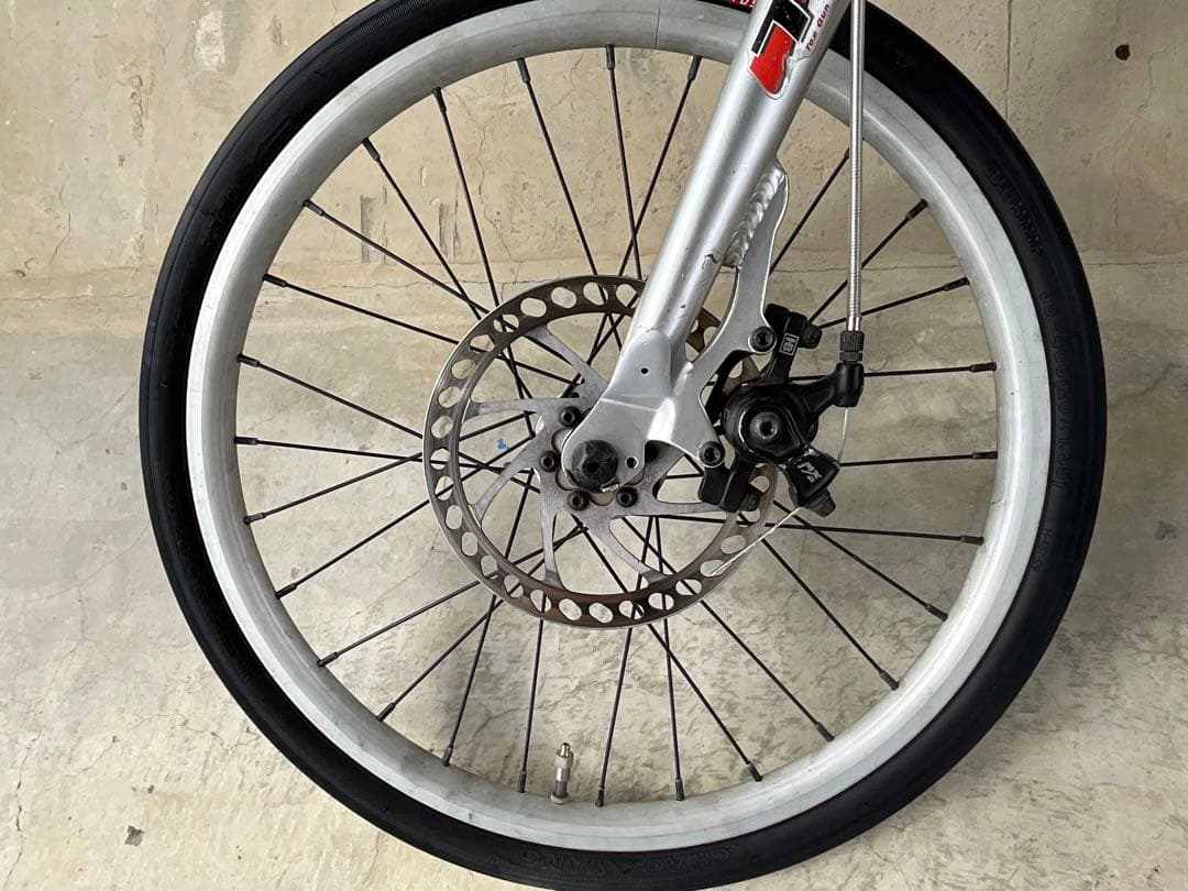 クワハラ　ガープ・ライト／ GAAP Lite 20inch ミニベロ折りたたみ