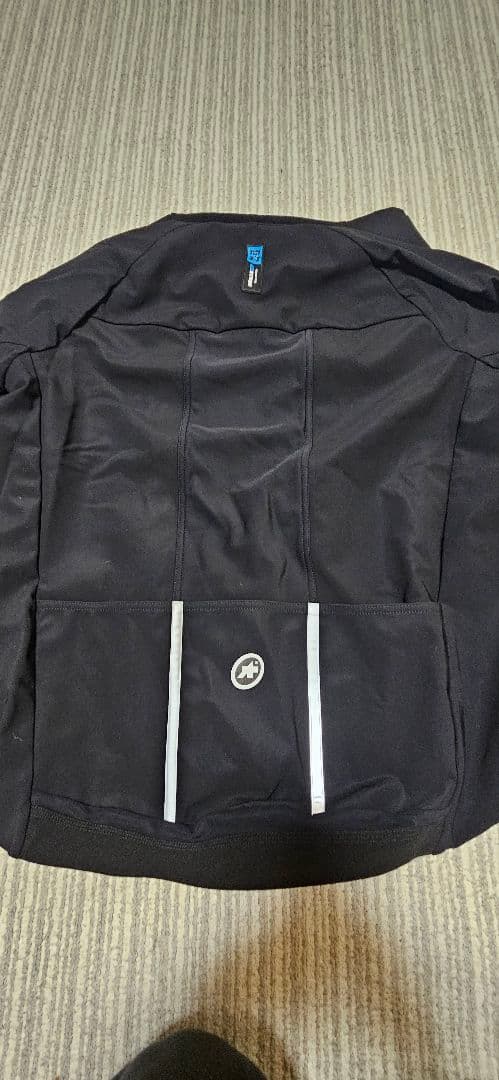 ASSOS Mille GT UZ3/3 サイクルジャケット 黒