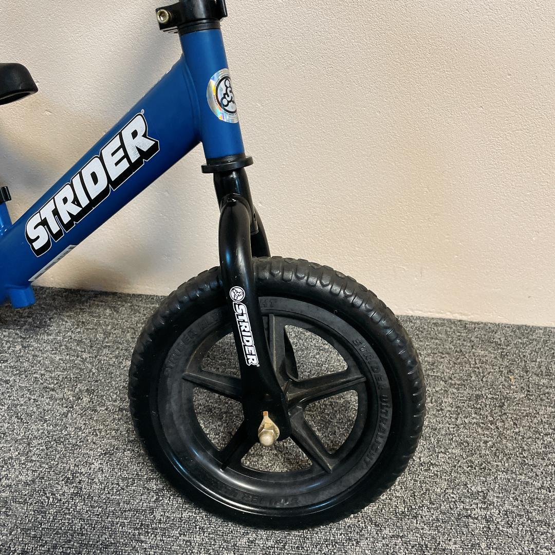 希少　マットブルー　ストライダー スポーツモデル 12インチ STRIDER