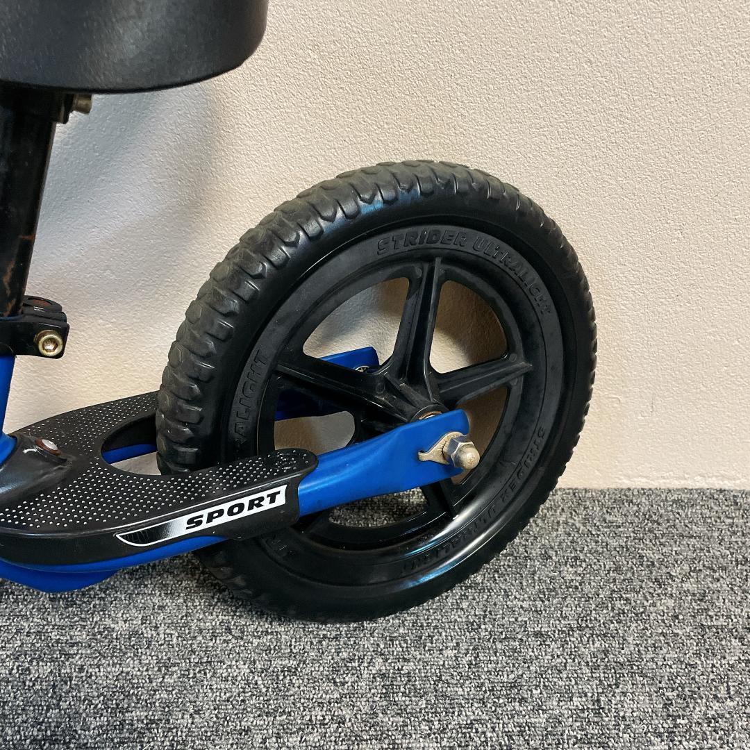 希少　マットブルー　ストライダー スポーツモデル 12インチ STRIDER