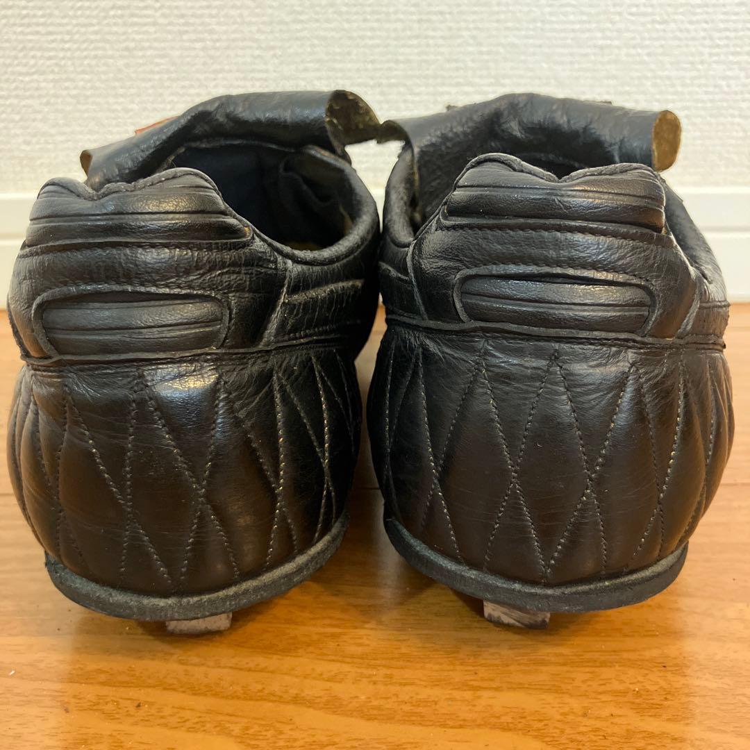 野球 右利きピッチャー仕様 ブラック・スパイク・シューズ サイズ: 26.5cm
