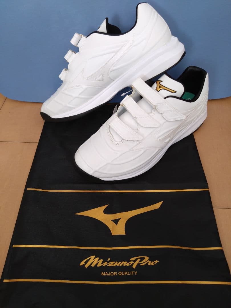 MIZUNO ミズノプロ ウェーブライトレボランプロ KL　30.0cm