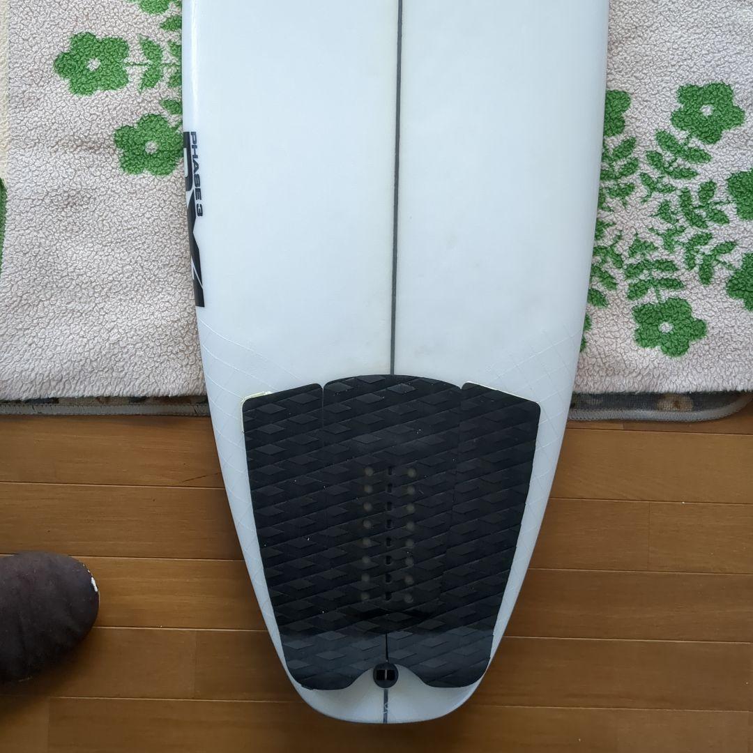 DHDサーフボード フェーズ3　5,4　21L