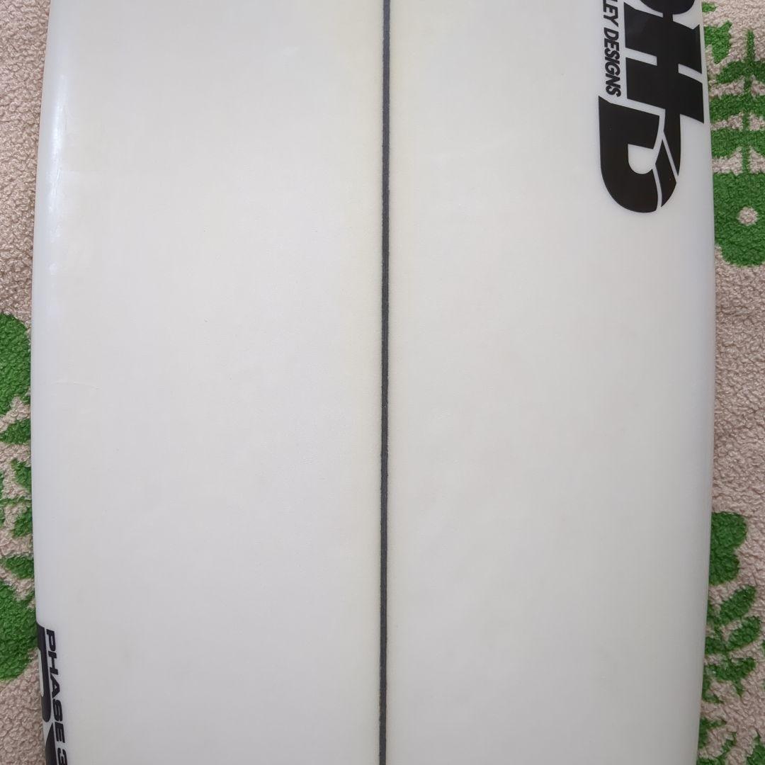 DHDサーフボード フェーズ3　5,4　21L