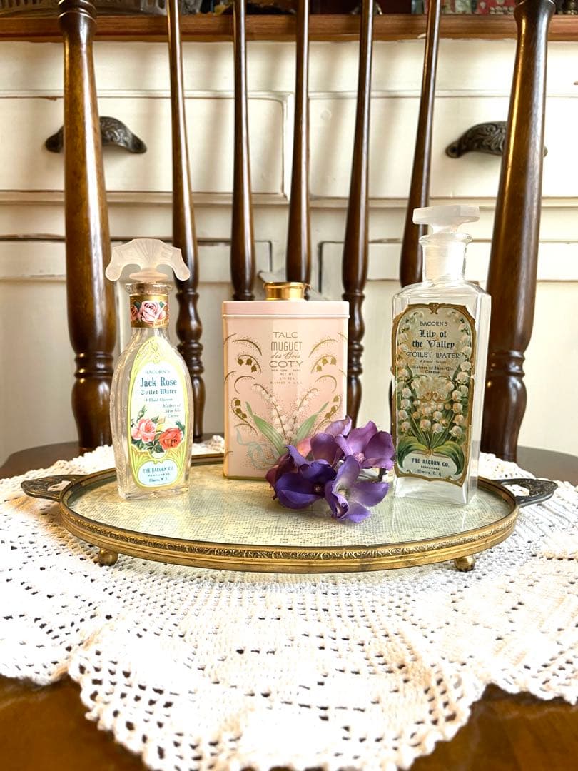 ♡ 美品　アンティーク　COTY 鈴蘭　タルク缶　パウダー缶　パヒュームボトル