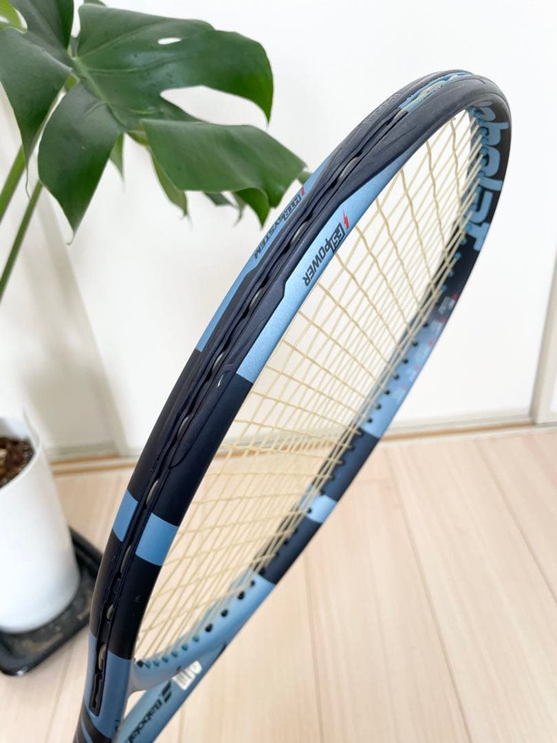 ✨ピュアドライブチーム✨バボラ 現行モデル美品ラケット✨G1