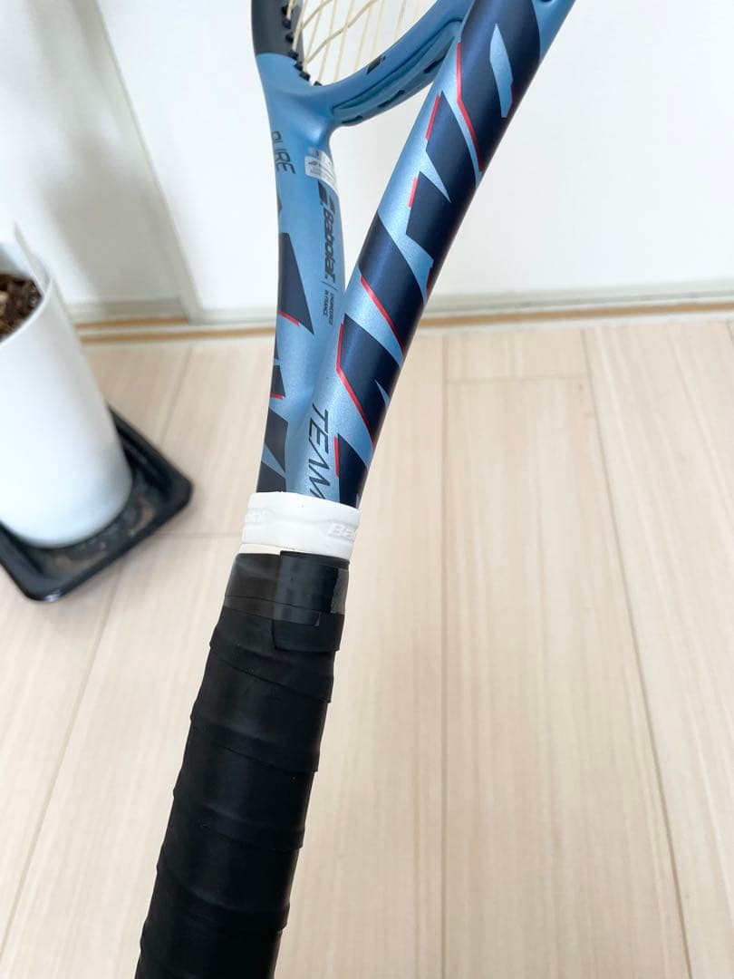 ✨ピュアドライブチーム✨バボラ 現行モデル美品ラケット✨G1