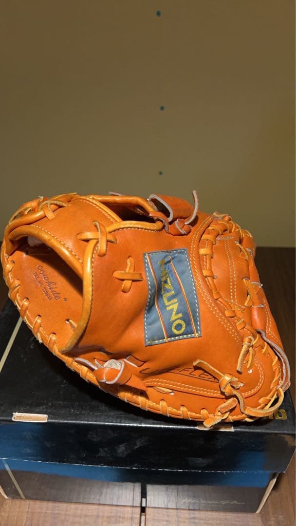 ミズノ ワールドウィン 赤カップ硬式キャッチャーミット