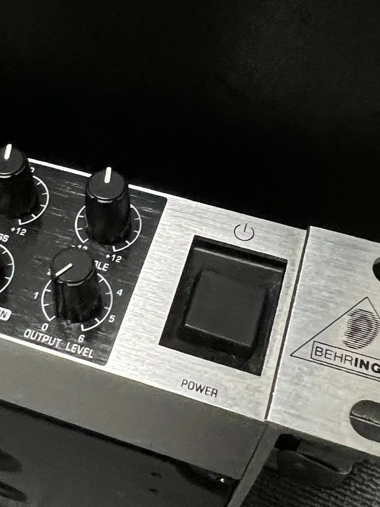 ベリンガー HA4700, SX3040, 3U ラックケース