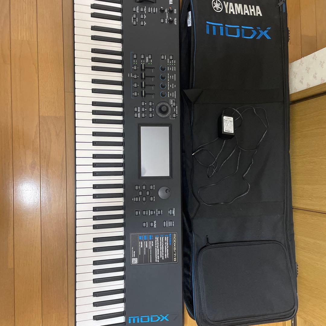 Yamaha MODX7 76鍵　ソフトケース付き