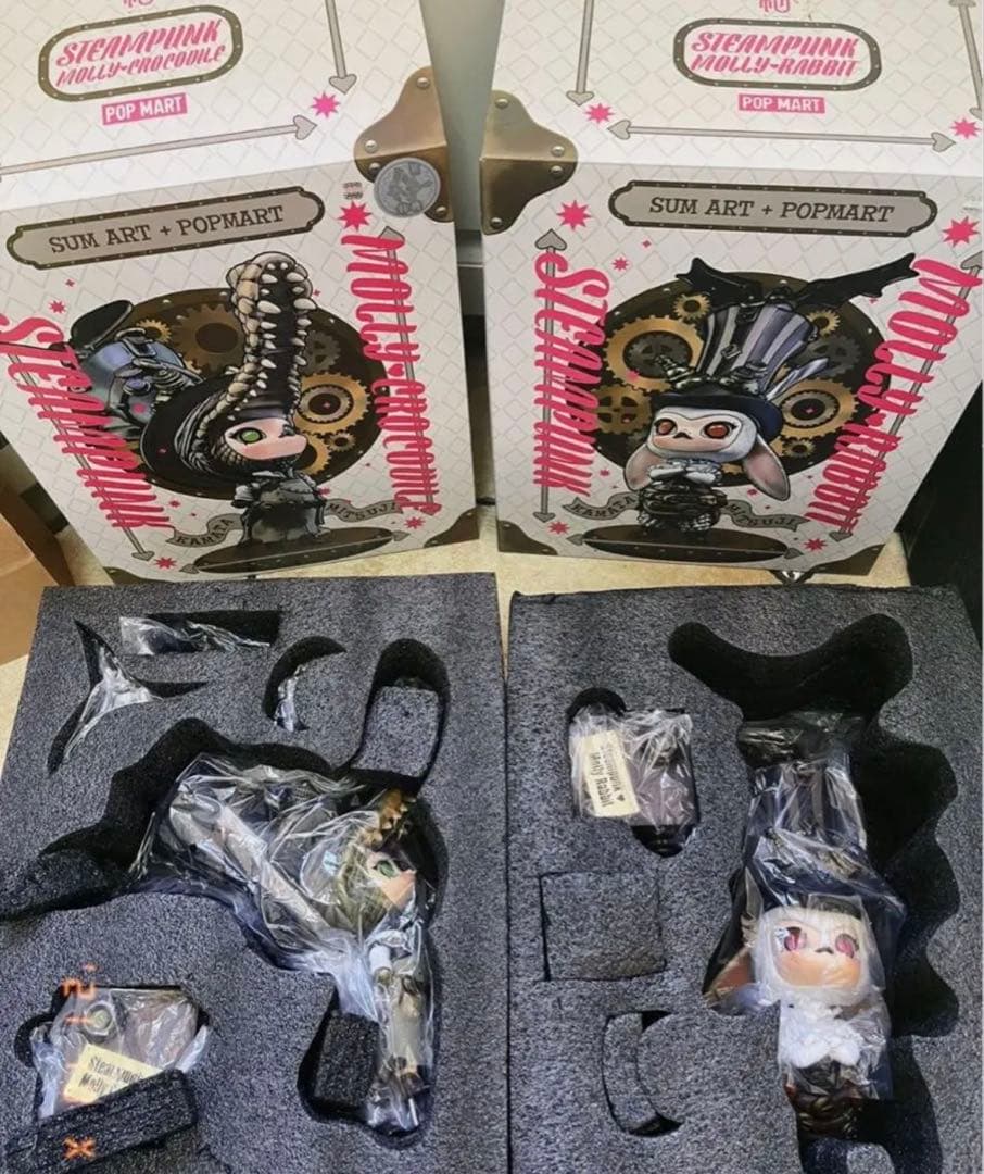 デザイナーズトイ 末那末匠 ポップマート 2点 Molly フィギュア E