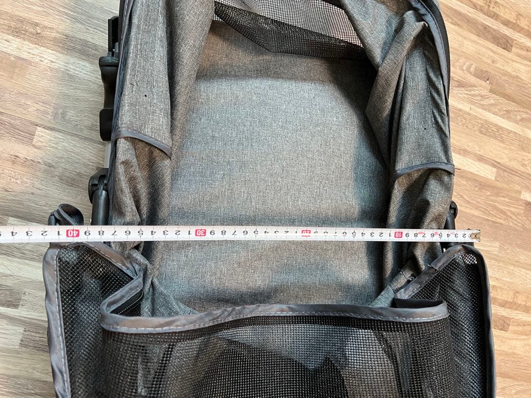 グレー メッシュ窓付き ペットカート