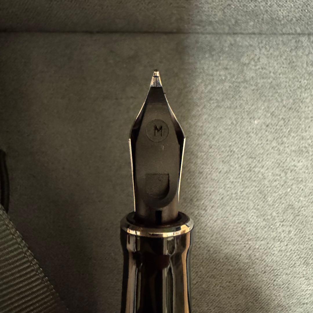 デュオフォールド クラシック ビッグレッドCT センテニアル 万年筆 M（中字）