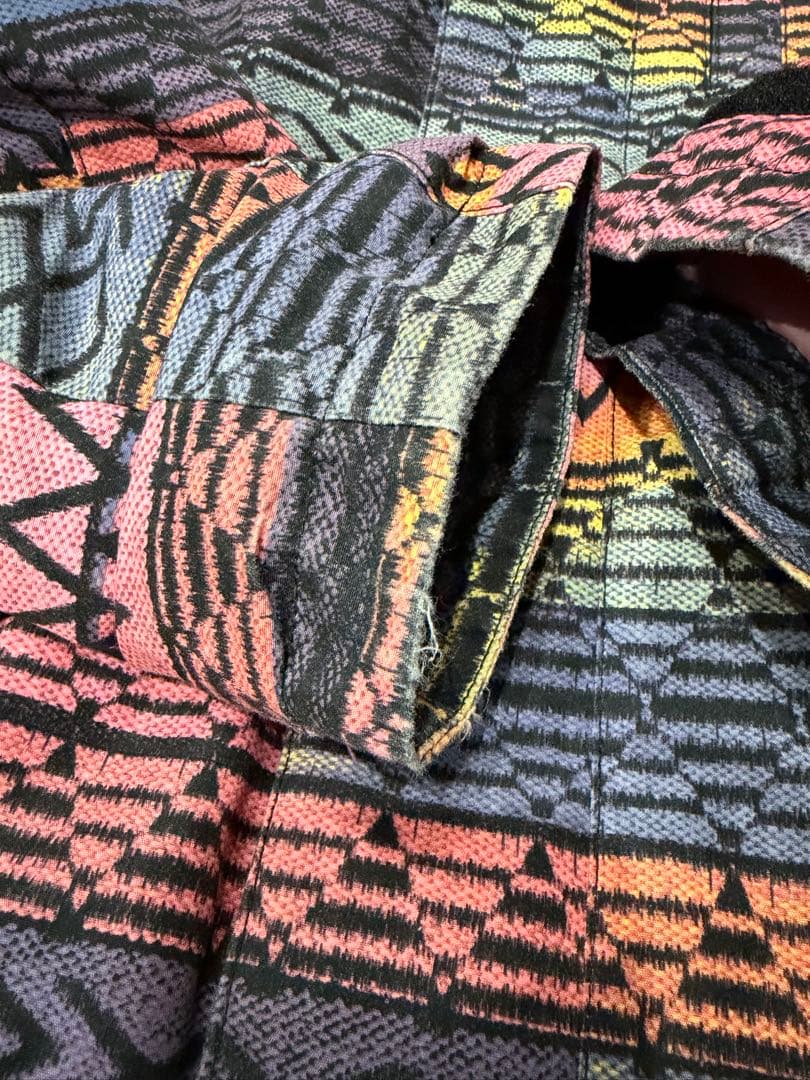 バートンBURTONキッズ M スノーボードウエア　上下セット140スキーウエア