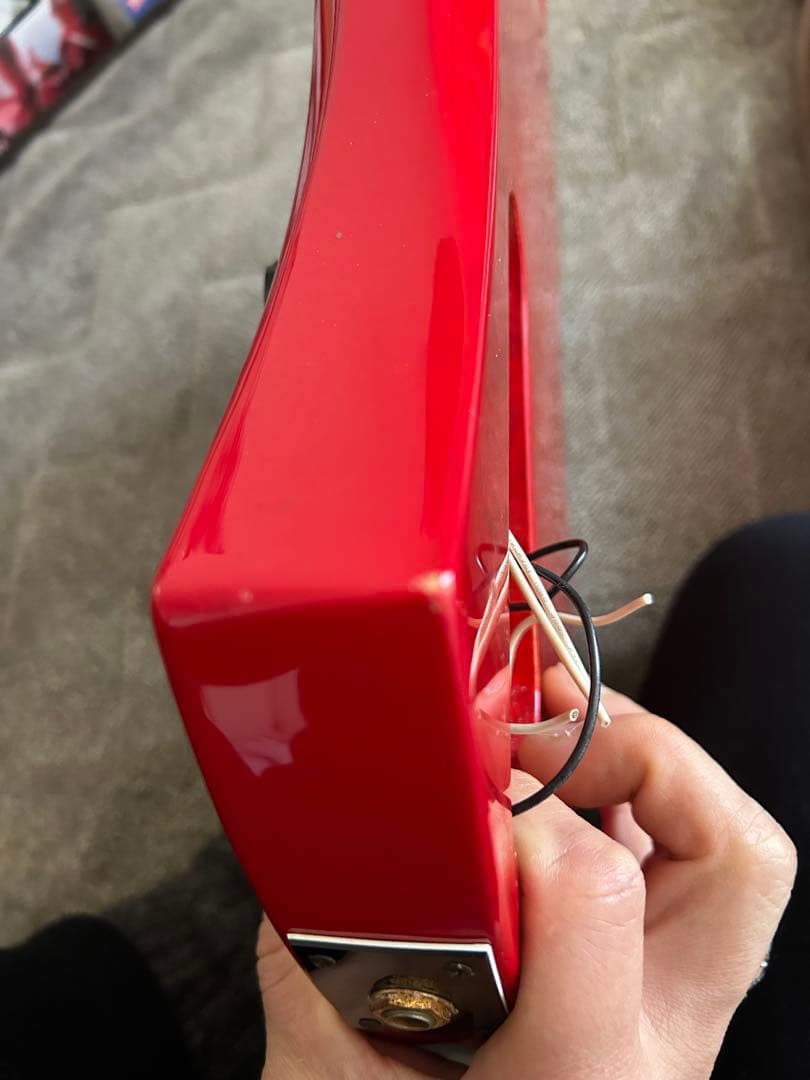 か*い様 BURNY hideモデル MG-85X バスウッドボディのみ