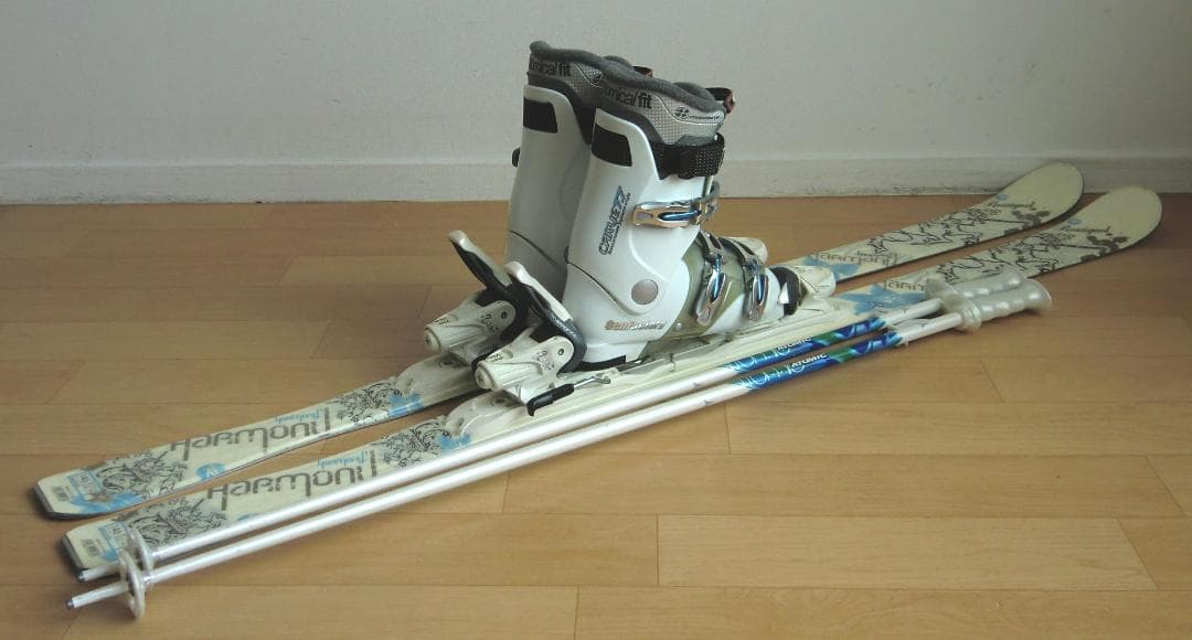 ■■送料無料■ロシニョール■女性用スキーセット■板142靴24.5■メンテ付■■