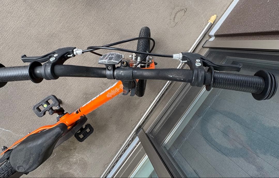 ストライダー x14モデル オレンジ 送料込み スタンド付き