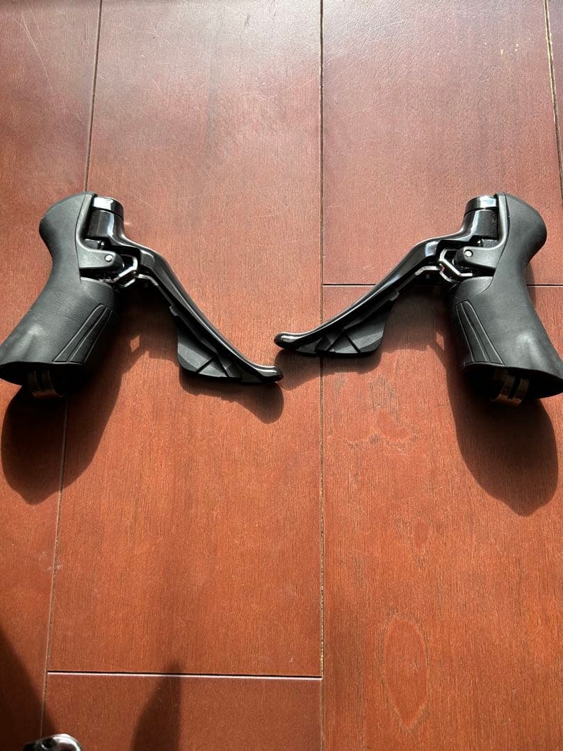 Shimano 105 r7000コンポ3点セット