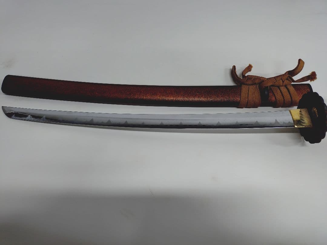 4-375 模造刀　2本　台座付き　大小　太刀　日本刀　鉄鍔
