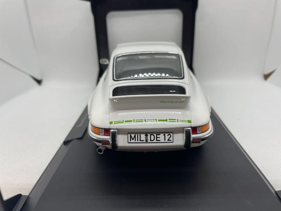 304-029 ノレブ 1/18 ポルシェ 911 Touring 1973