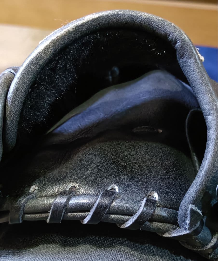 ウィルソン（Wilson）の野茂英雄モデル「A2000」