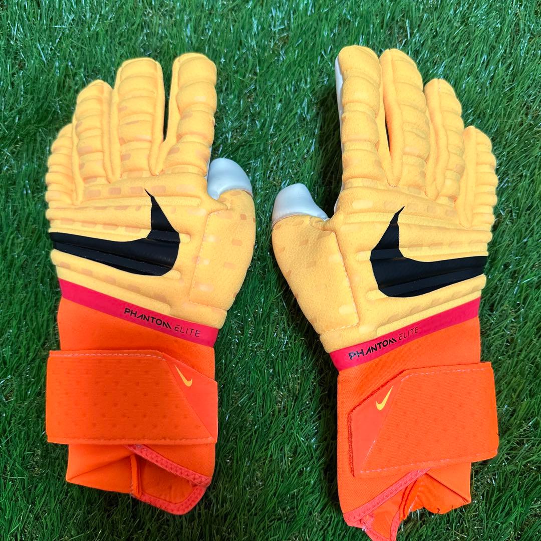 【日本未発売】ファントムエリート ゴールキーパーグローブ 8号