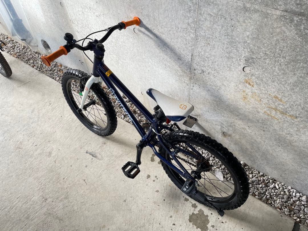 【価格交渉OK!】ヨツバサイクル 18インチ ネイビー ホワイト 子供用自転車