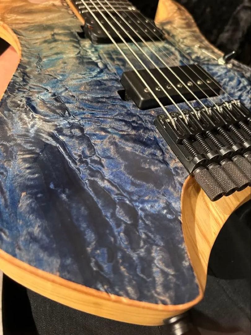 Acacia guitars MEDUSA 7弦ヘッドレス