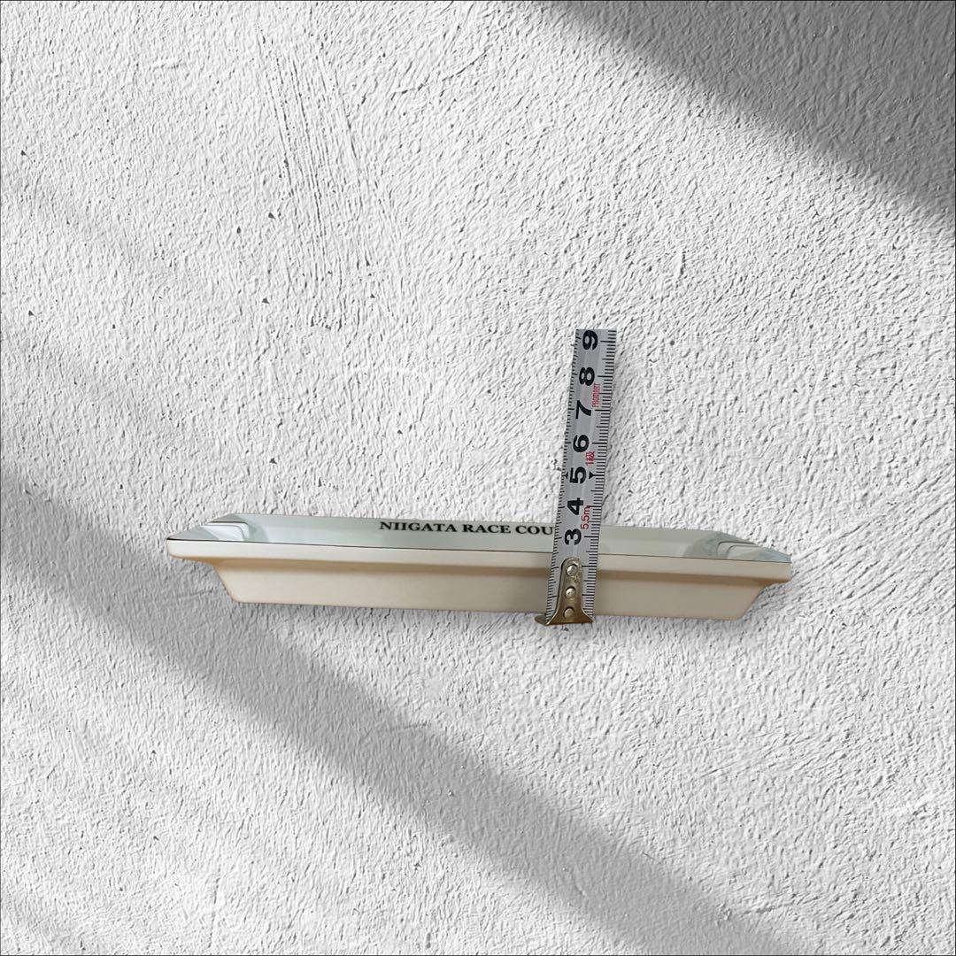 希少(非売品)新潟競馬場リニューアル記念灰皿