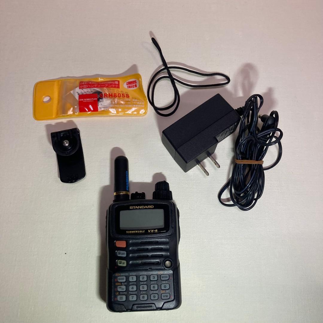 VX-6 STANDARDデュアルバンドトランシーバー（単３乾電池仕様）