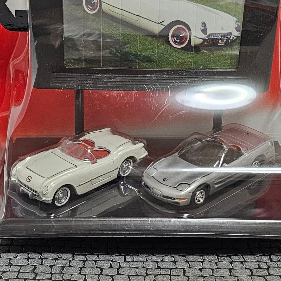 ジョニーライトニング　イエスタデイ&トゥデイ　シボレーコルベット　1/64